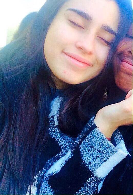 laurenomakeup's tweet photo. #Harmonizers #iHeartAwards #BestFanArmy https://t.co/mpYENTt3Gp