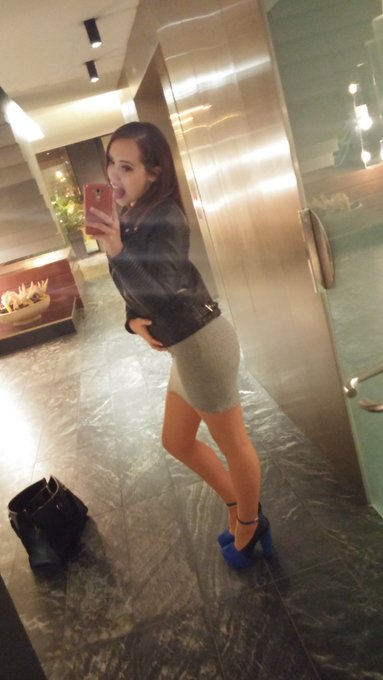 Party babies ajajaja https://t.co/kjyH43zKp6<a href="/tag/mvsales"class="tags"><span>#mvsales</span></a>