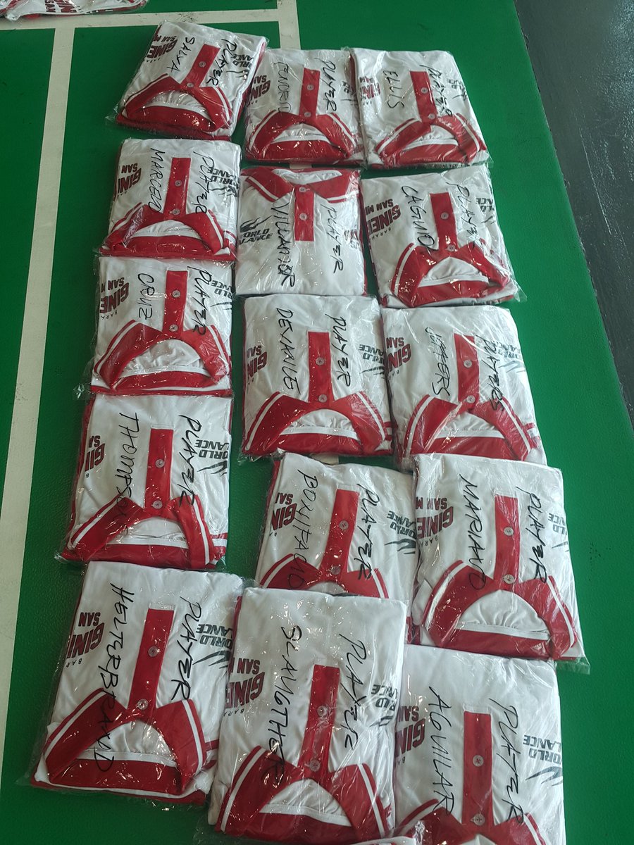 dbuzzketball's tweet photo. Wish i can have thousands of these so i can give them away to you https://t.co/hjfkhLfdZP