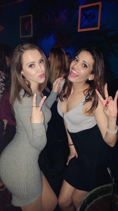 Liandola en Barcelona jajaja Quien se vienee 😂😂 Os quiero amoreees ❤ https://t.co/SK0UEoXGGJ<a href="/tag/mvsales"class="tags"><span>#mvsales</span></a>