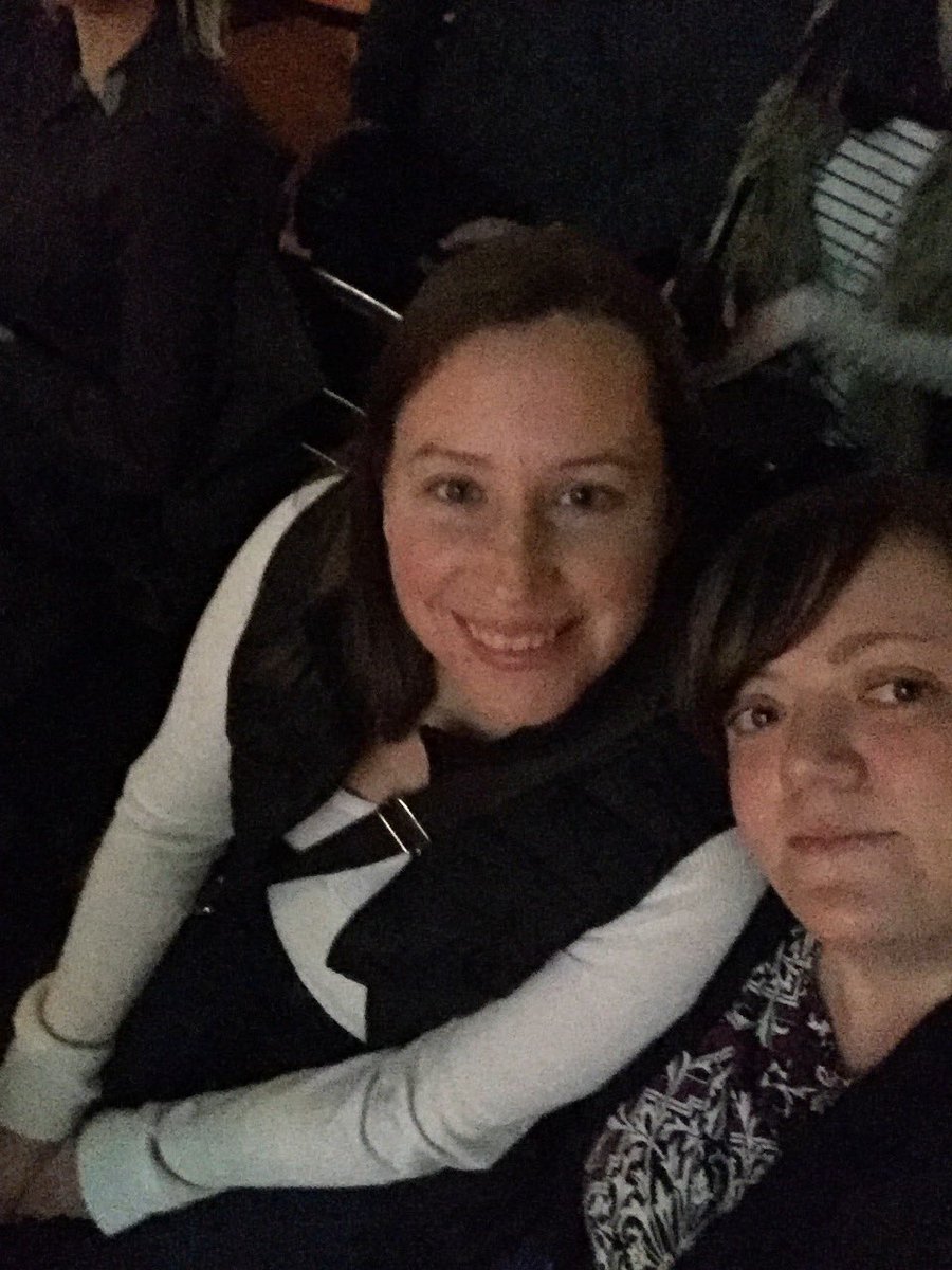 erineileen23's tweet image. I brought the peeps out for some laughs tonight!  Can&apos;t wait for #chicagosbeststandup @laughfactory_ch!