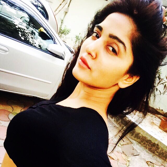 idivya23's tweet photo. "If you want to make your #Dreams come #true, the first thing to do is #WakeUp" - #JMPower

#morning #selfiesaturday https://t.co/zGpLEVJ06w