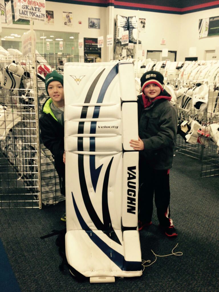 TheKaBG's tweet image. If anyone needs me tomorrow I will be following these two around...cheering #ThreeGames #T2 #Troublex2 #PeeWeeAS