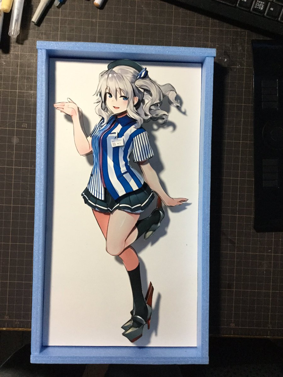 Twitterren Fleet Heroine ローソン鹿島 Dreadnought 新作シャドーボックス 使用枚数8枚 制作時間3日 B4サイズ 朝早く ローソン行って鹿島タペストリーを手に入れました 動画は後でうpします T Co S3bdshklne