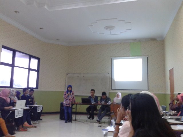 NOW, Pemaparan Dept. Kaderisasi