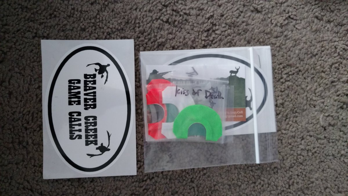 ThugTurkey's tweet photo. Turkey call giveaway 4 mouth calls from @BeavrCreekCalls follow both of us RT to enter winner pick @ 1200 followers https://t.co/666mXj0LFt