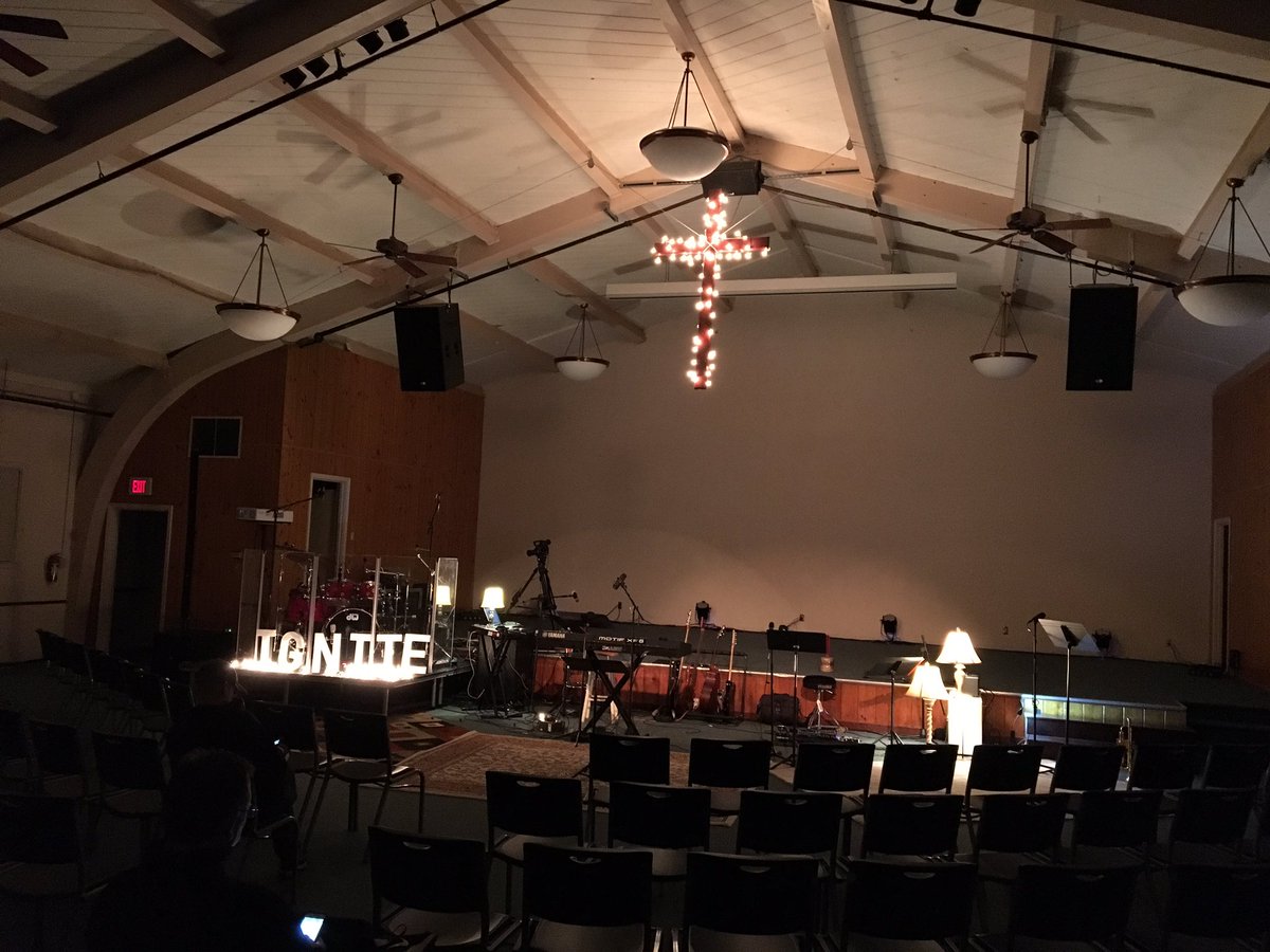 DMDCascade's tweet image. The stage is set #WAR2016