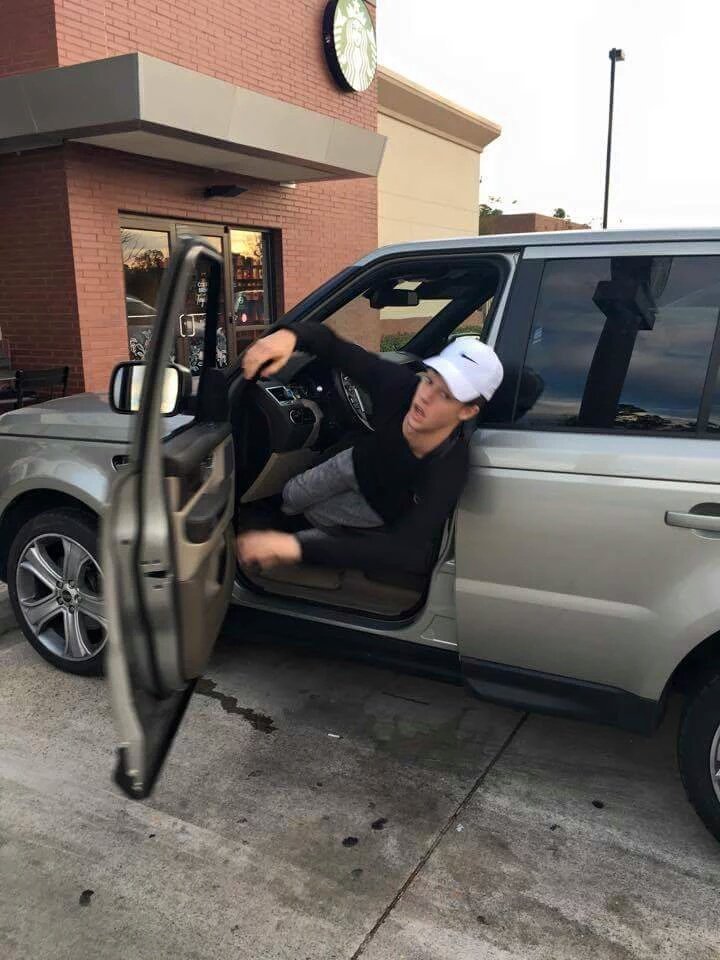 sarakacy's tweet photo. #5HNewSingleFeb26
#Vote5H #KCA

The fandom: https://t.co/dmx4x8AhWw