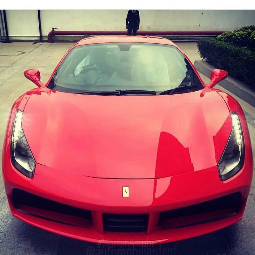 OnlyFerrariPics's tweet image. Nothing looks more hotter than a Red Ferrari 
#ferrari #ferrari458
#india #red #hot #bangalore #supercars #amazingc…