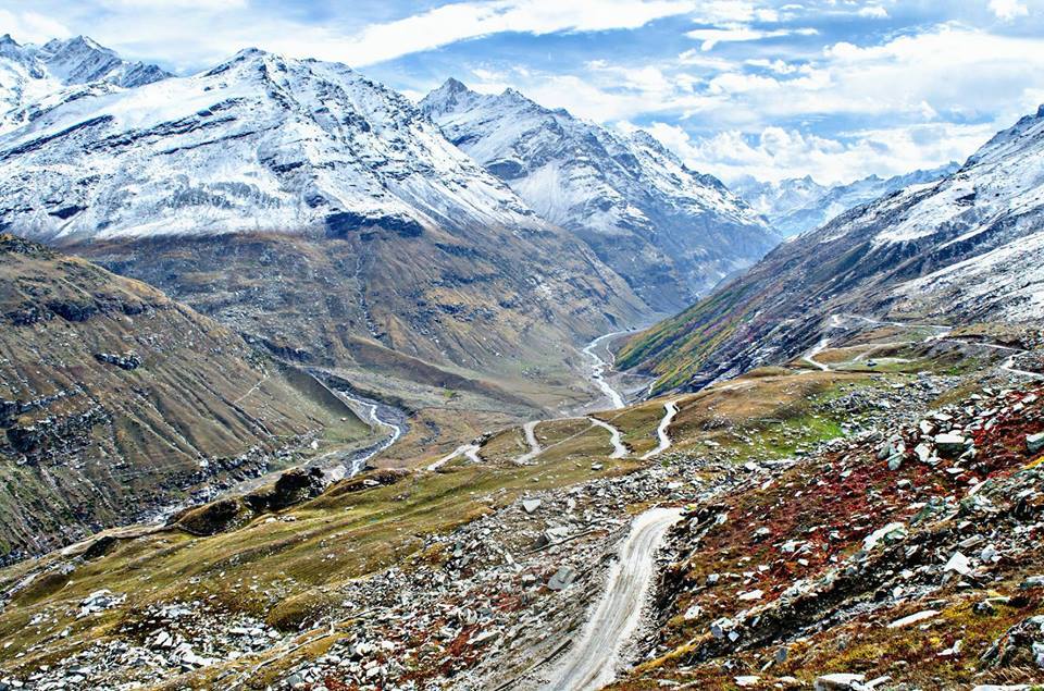 HumHaiHimachali's tweet photo. #Gramphoo Lahaul- Spiti access rout . Junction of Lahaul (khoksar) & Spiti (Batal) https://t.co/0gOKy4bIX0