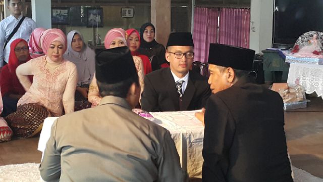 ASTRAI_UA's tweet photo. Selamat menikah kak @oqhik_, mantan tim @astrai generasi 1. Semoga langgeng seterusnya. Muah muah.. https://t.co/Q0FMmhdgo1