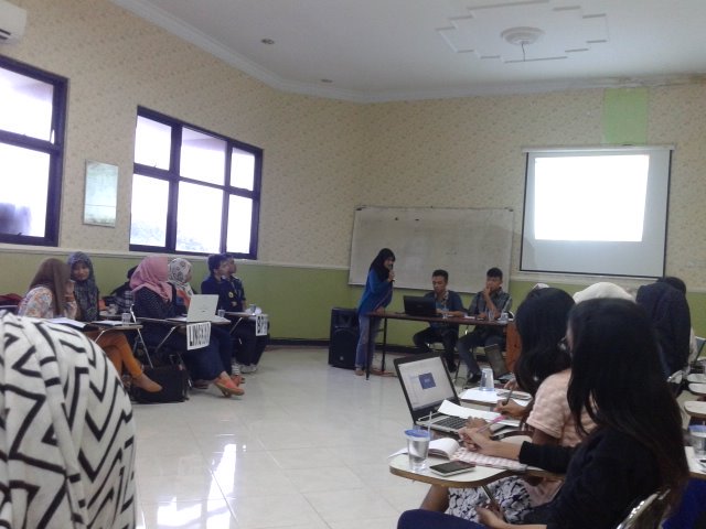 NOW, Pemaparan Dept. Komunikasi dan Informasi