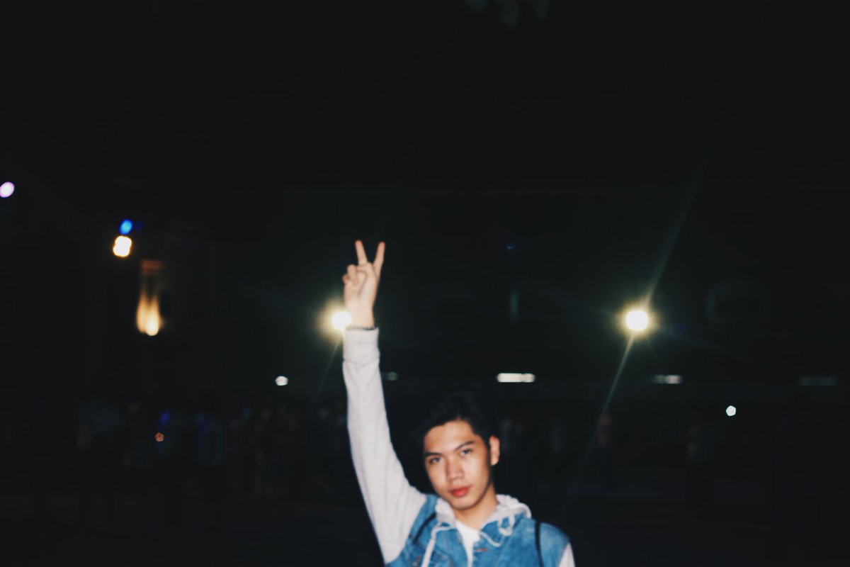 jecsdilag_'s tweet photo. // last night! π
#UPHCHROMA2016 #UPHWeek2016 #ATasteOfChroma2016 https://t.co/dzNyuj8vIU