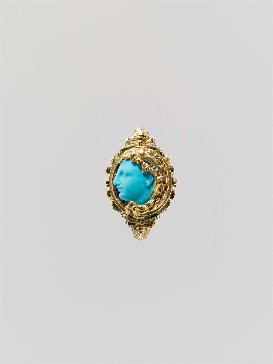metmuseum's tweet photo. Carved from turquoise, this unique cameo may represent Alexander the Great. https://t.co/0BsMb4KV4a https://t.co/nXWC2FVxHR