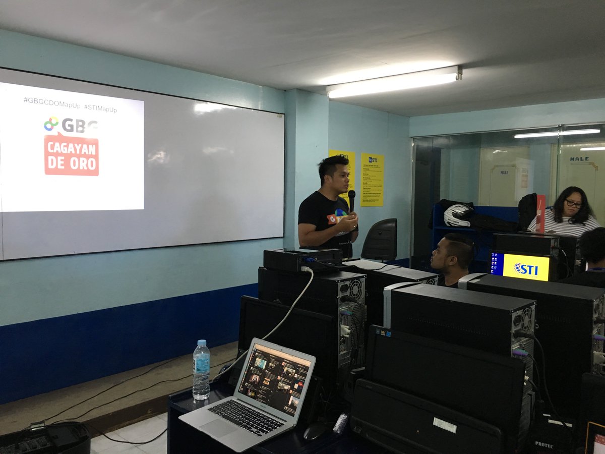 gbgcdo's tweet photo. Intro to Mapping by our community manager, @JonDoblados #STIMapUp https://t.co/u2qdF7CfMZ