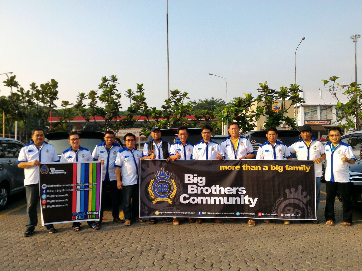 BigBrothersID's tweet photo. One Day Trip Kuningan @BigBrothersID @iq34l @Adzanssofiawan @AyahUca @indra https://t.co/L3o4JAhTIK