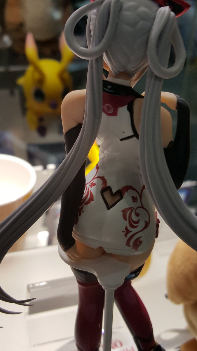 せーわ 3児の父でもゲーマー 一番くじのラストワン賞がマトイちゃんのベースウェアバージョンなのはご存知のとおりですが ここで追加情報です 尻の割れはじめの部分が見えています 尻の割れはじめの部分が見えています Pso2 Ps感謝祭16 T