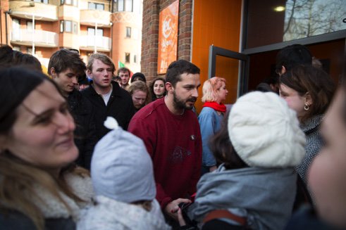 X1_Photography's tweet photo. Did you happen to see Shia LaBeouf in Oxford this morning, after he spent 24 hours in a lift! #Elevator https://t.co/MrMYJdDDVa