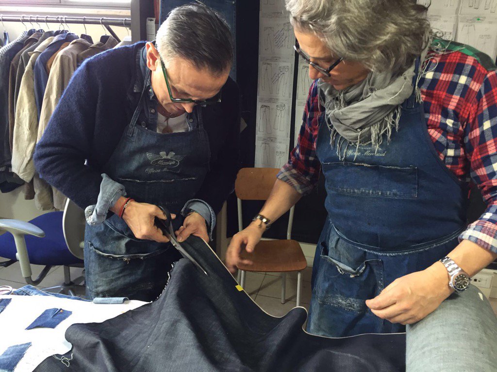 barbierichef's tweet photo. Me la cavo anche come sarto!Vero @2W2M dai che #spadello un jeans  con voi ci vediamo ai casting di #MasterChefIt https://t.co/eYeDgTRHWw