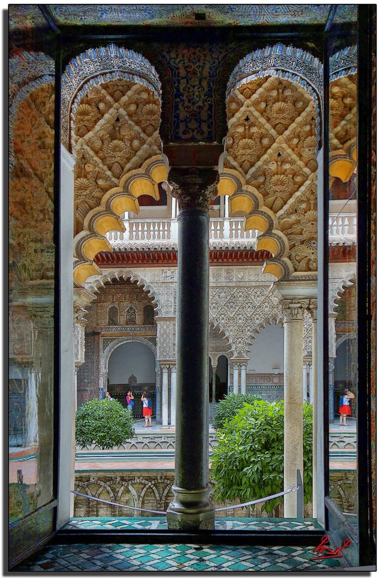 AVERROES08's tweet image. حاول بعض الأوربيين التقليل من شأن المسلمين في نهضة أوربا وهم ينسون مثلاً أن الإدريسي سبق نيوتن في القول بالجاذبية