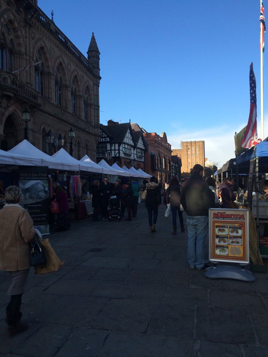 Head to Chester Farmers market NOW
<a href="/SmokiePig/">SmokiePig</a> &amp; <a href="/PenylanPork/">Pen-y-lan Pork</a> will be there providing you with #Cheshire meats!