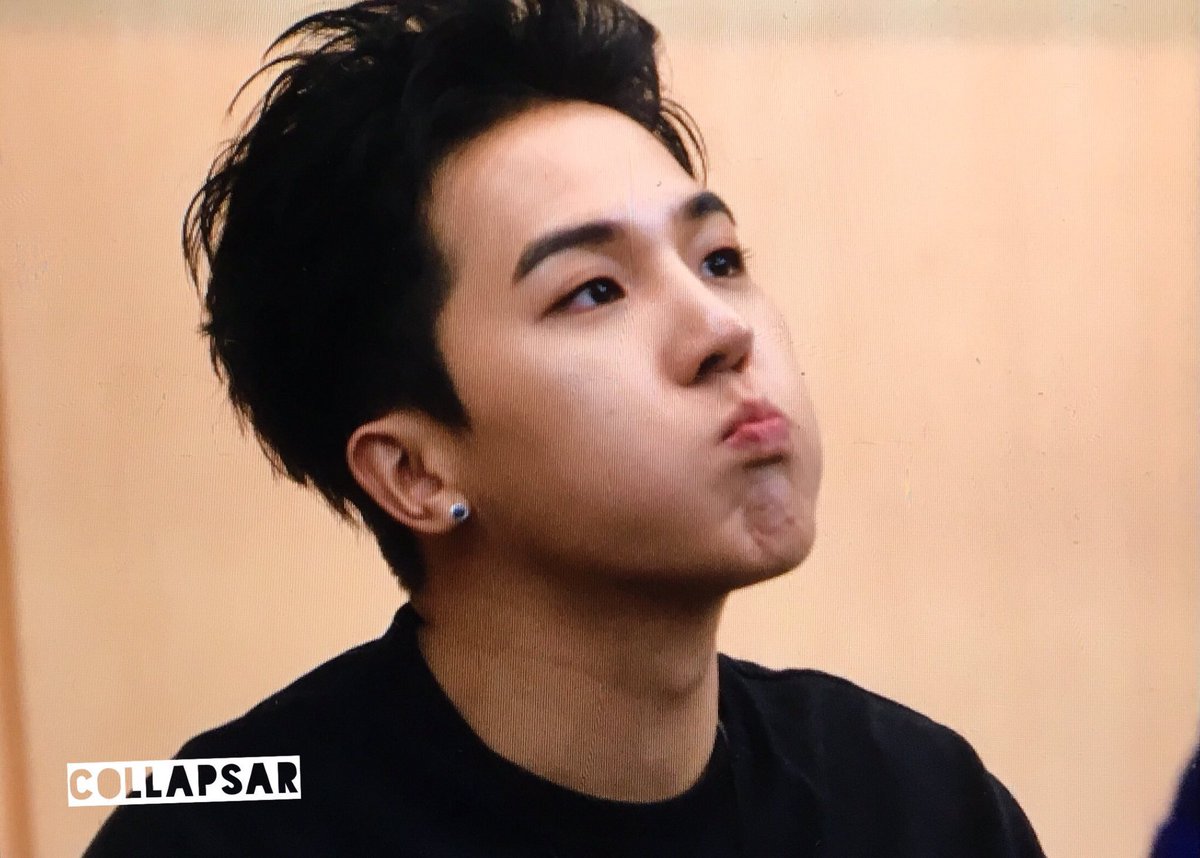 frenzP's tweet photo. ไม่เข้าใจเลยตัวอ้วนทำไมต้องน่ารักทุกวันทั้งวันเลย เลางงพักบ้างก็ได้ https://t.co/nq6pIiPzaE