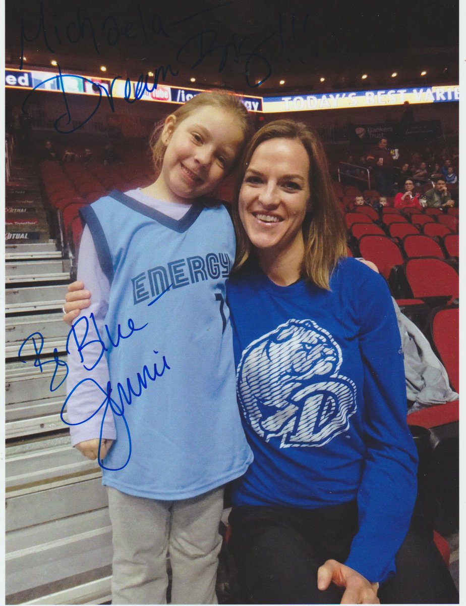 MikeSorenson1's tweet photo. Thanks Jennie Baranczyk for signing this picture for Michaela! @DrakeCoachJB #respect #keepmakingthingshappen https://t.co/9xB4dKDCh9