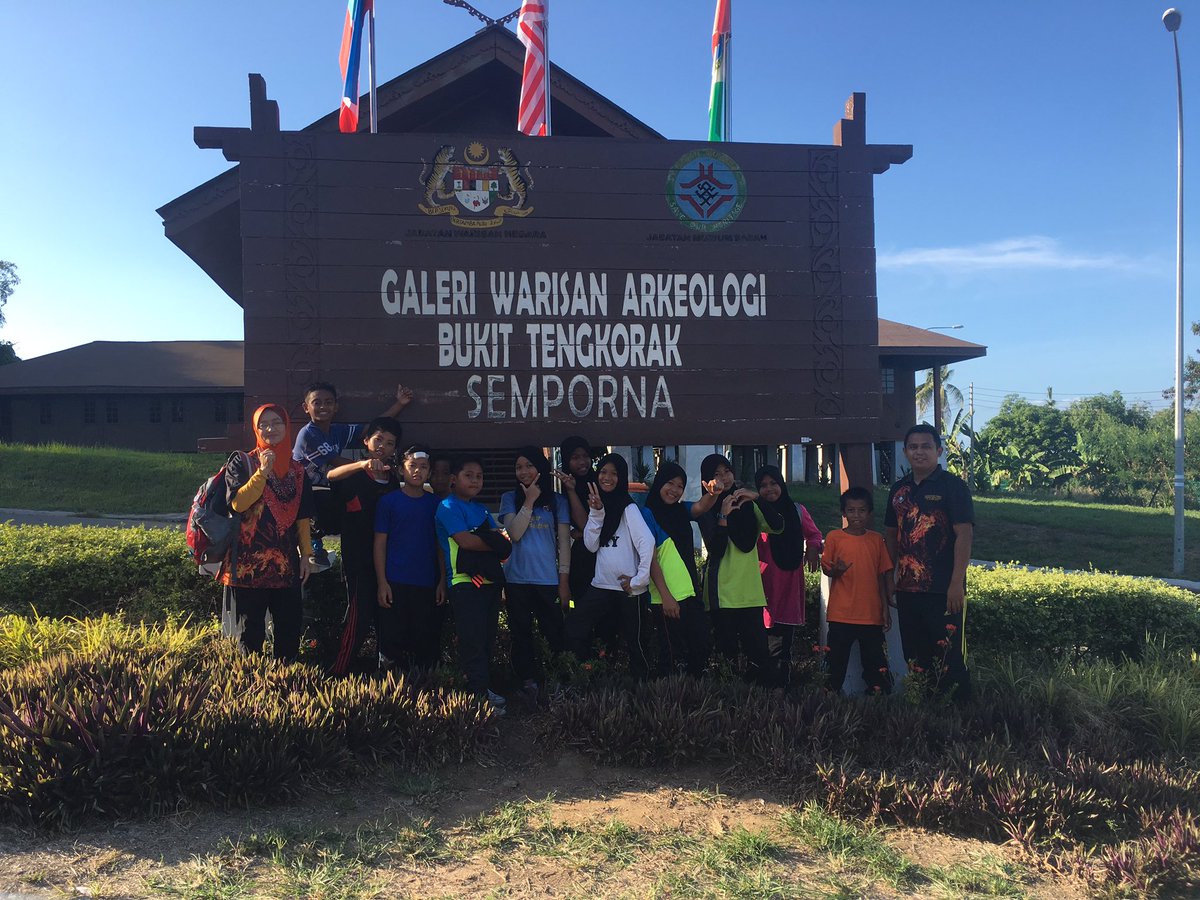 junaidiDaydee's tweet photo. Sk kelatuan #semporna #bukittengkorak https://t.co/HqSAx9iaSF