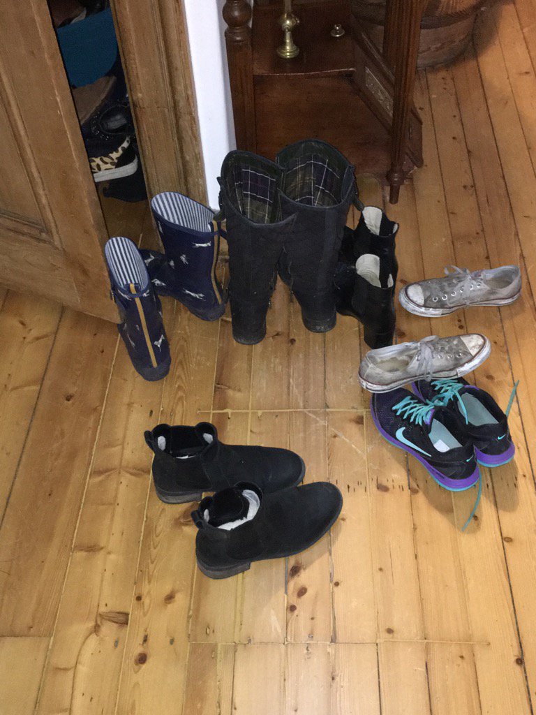 Allisonrtait's tweet photo. Ah the posse are back empty nest was over rated, missed counting the shoes to see who was staying #needmorebread https://t.co/BvWtx6IXOz