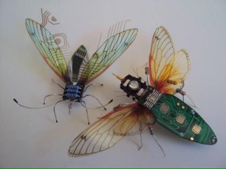 It's a bugs life 🐝 We love these recycled ewaste creations by Julie Alice Chappell 🐛 #ewaste #recycle #art
