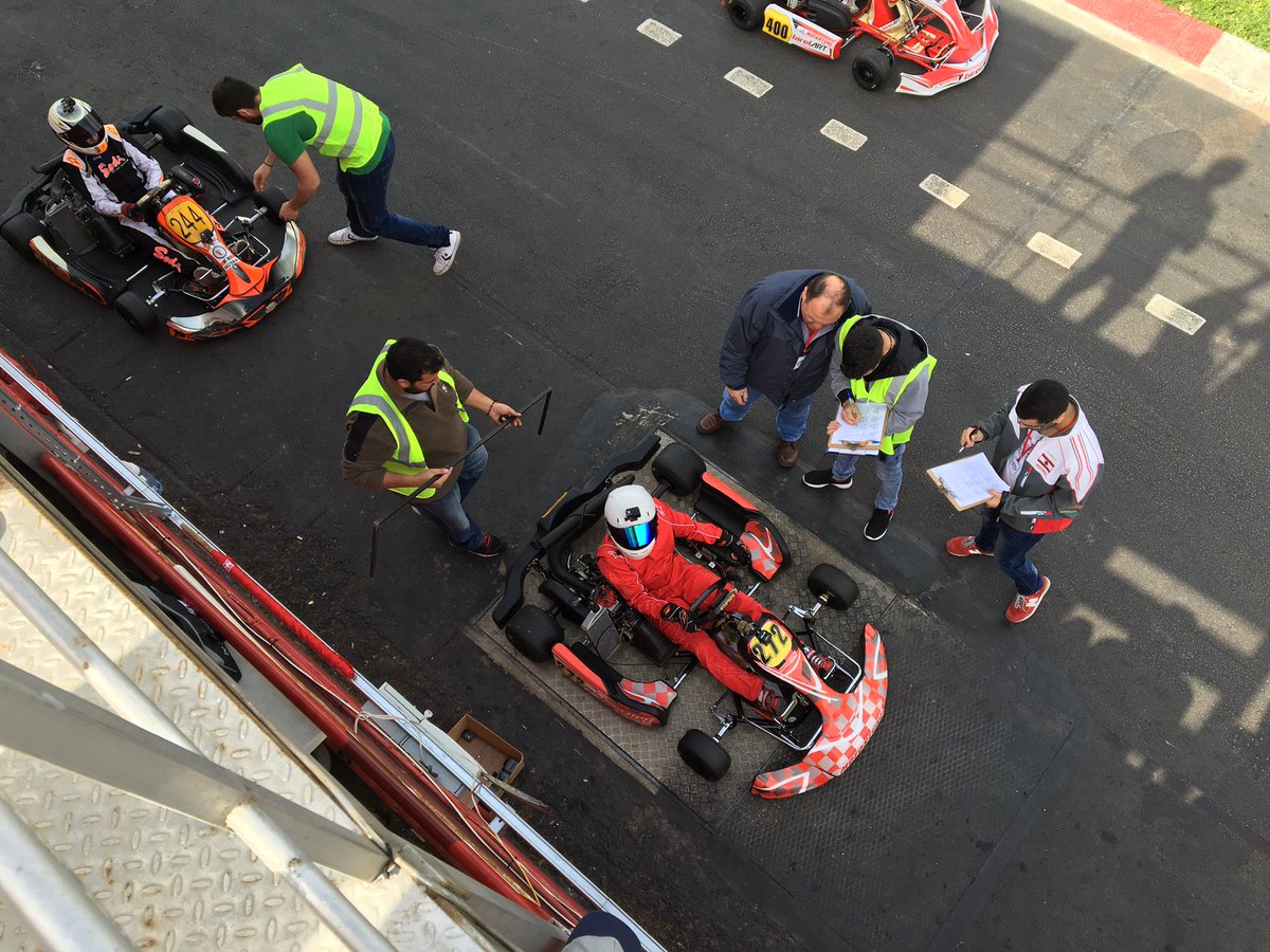 LBCISports's tweet image. 1-R.Ghanem, 2-K.Kanaan, 3-C.Yammine #Prefinal #Race #Junior #Class #Max #RMC #Round1 #Season2016 #PitstopKarting