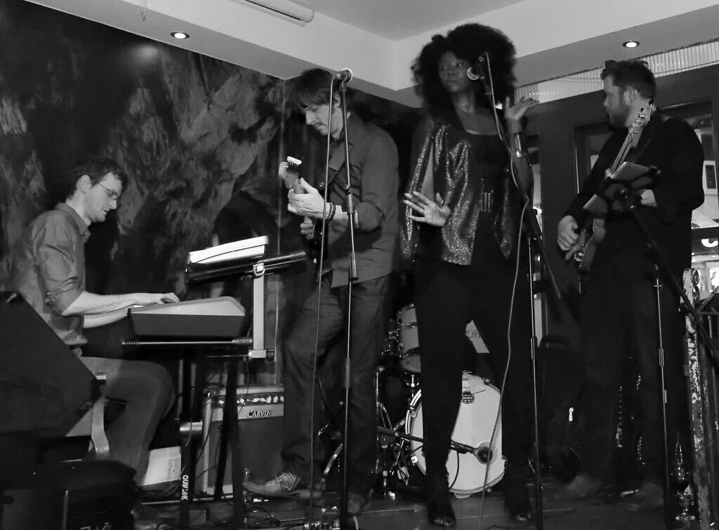 Great gig last night <a href="/MissJonesCdf/">Miss Jones Cardiff</a>