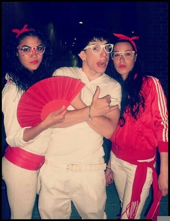 Sharami10's tweet photo. Mejor dos leales que cien que apuñalen! Lo mejor de mi.👫👭💞😘 https://t.co/3GnsHRGyv0