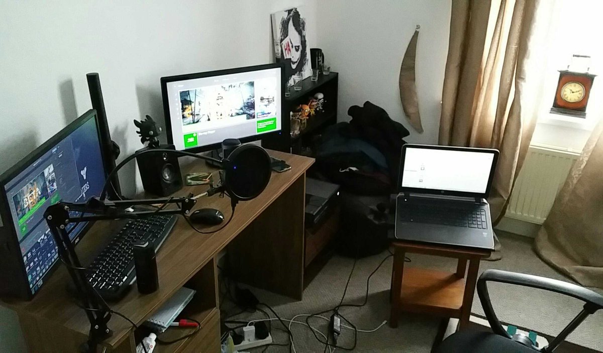 _Official_LS's tweet photo. Recording some #rocketleague make sure you subscribe us to watch it later https://t.co/zyJztMEPse https://t.co/AjgLyCvyQ4
