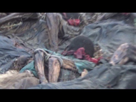 BenKhaniel's tweet image. #BREAKINGNEWS NIGERIA : Army Massacre 22 Unarmed IPOB Members &amp;amp; Dumped 13 Of Them In Aba Borrow Pit. 
UN. AU SHAME.