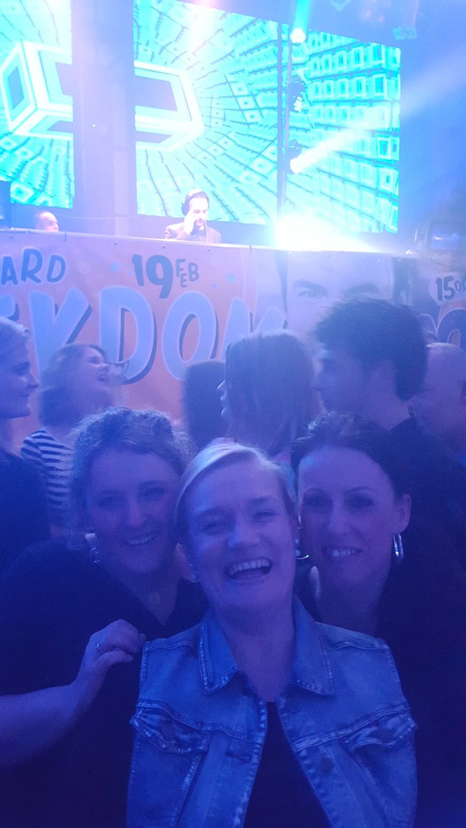riannerouweler's tweet photo. @gerardekdom kerel wat een top avond was het. https://t.co/gUFMPI5AHK