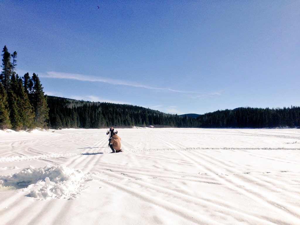 Tahina_Randriam's tweet photo. Nous descendons sur le #lac #Moreau gelé. Je ne me lasse pas de la neige! ❄️❄️ #Charlevoix #QuebecOrginal #Quebec https://t.co/4fksUs1ues