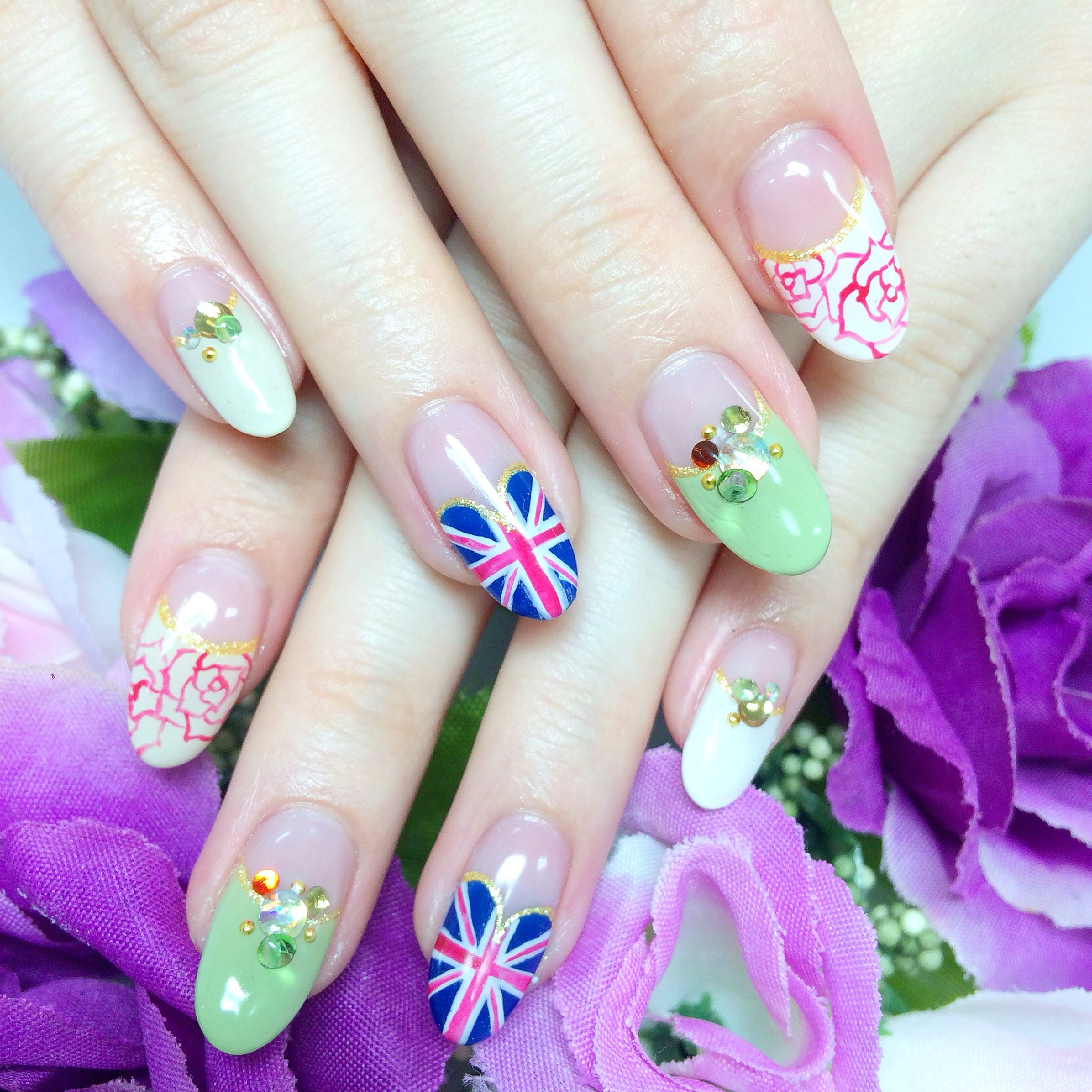 Nail Salon Muah モチーフネイル お客様オーダー ヘタリア イギリス 今回は国旗をハート型に入れさせていただきました ほかの色は軍服をイメージしてます ご来店ありがとうございました T Co 7etnh1lfdc Twitter Nail Salon Muah モチーフネイル お客様オーダー ヘタリア イギリス 今回は国旗をハート型に入れさせていただきました ほかの色は軍服をイメージしてます ご来店ありがとうございました T Co 7etnh1lfdc Twitter