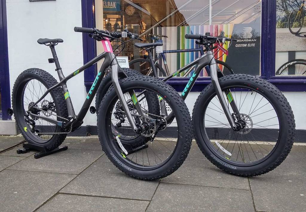 TuttoMTB's tweet photo. msteelcycles / Two Trek Carbon Farley 9.6 ready to be collected by two lucky customers! #msteelcycles #trekbikes #f… https://t.co/TbH0iAQEIS