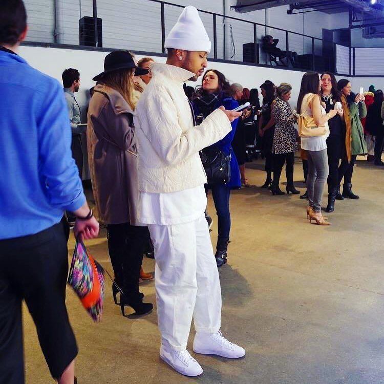 rina_ishii_99's tweet photo. 気付けばコレクション会場でも黒人ばっか撮ってたわけで😂🙏 NYに魂置いてきたよ〜🐻☁️ #nyfw #nyfwcollection #collection https://t.co/GyYLbHhRjA https://t.co/bQjAKzcWvQ