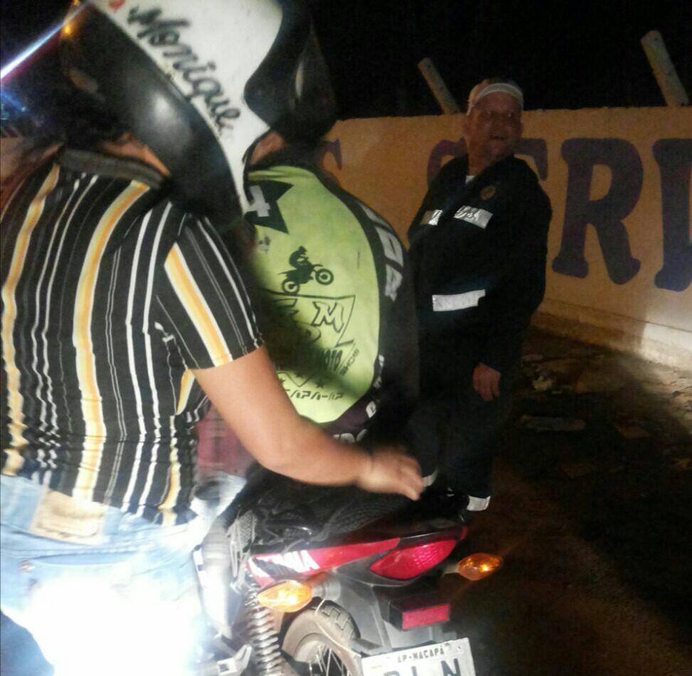 Em ação durante essa madrugada, CTMac apreende 15 motos e uma lotação realizando transporte irregular.