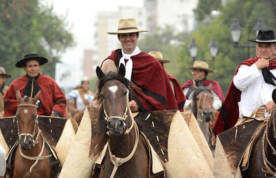 UrtubeyJM's tweet photo. Rindiendo homenaje a Belgrano en el marco de la Batalla de Salta. https://t.co/2N71TBCXh1
