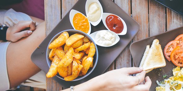 TourGreenwich's tweet photo. If you love good food, then you'll adore our new #Greenwich #Food Tour! Begins 26th Mar. https://t.co/NTrBSBqaYQ https://t.co/lepQJD4sxz