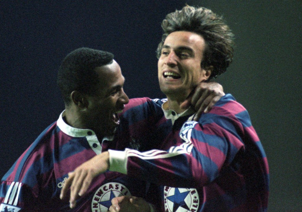 premierleague's tweet image. Will @LCFC succeed where @NUFC fell short? Re-live the Magpies' thrilling title challenge: bit.ly/NEW-9596