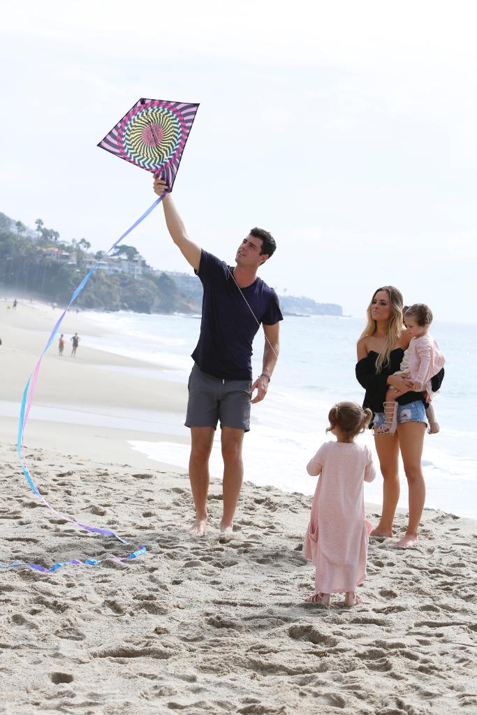 iwish -  The Bachelor 20 - Ben Higgins - Episode 8 - HTD - Discussion - *Sleuthing - Spoilers* - Page 14 CbqNv2OXIAALCoy