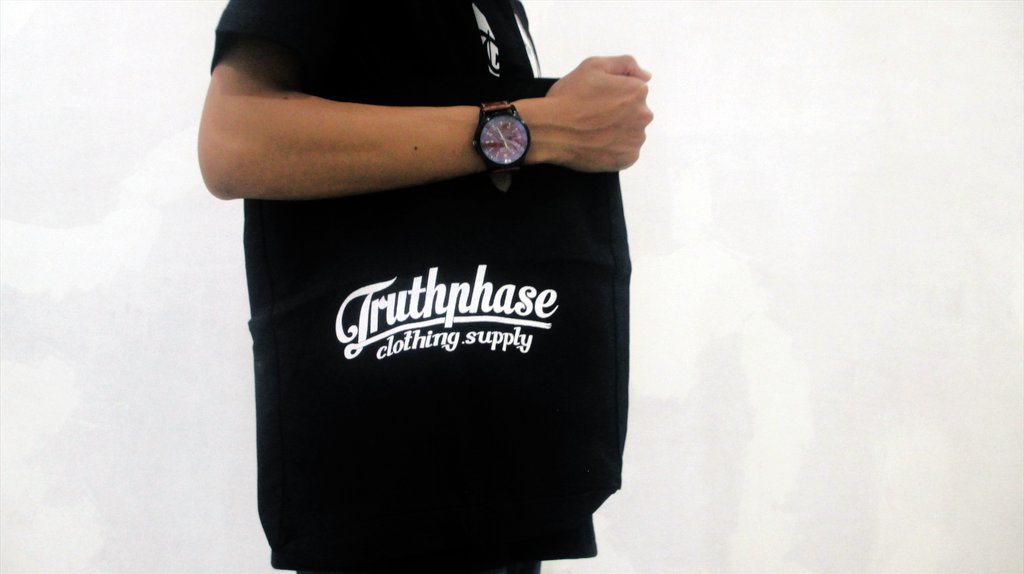 NEW ARRIVAL Black Totebag | Size 38X38 | Price 65.000.-