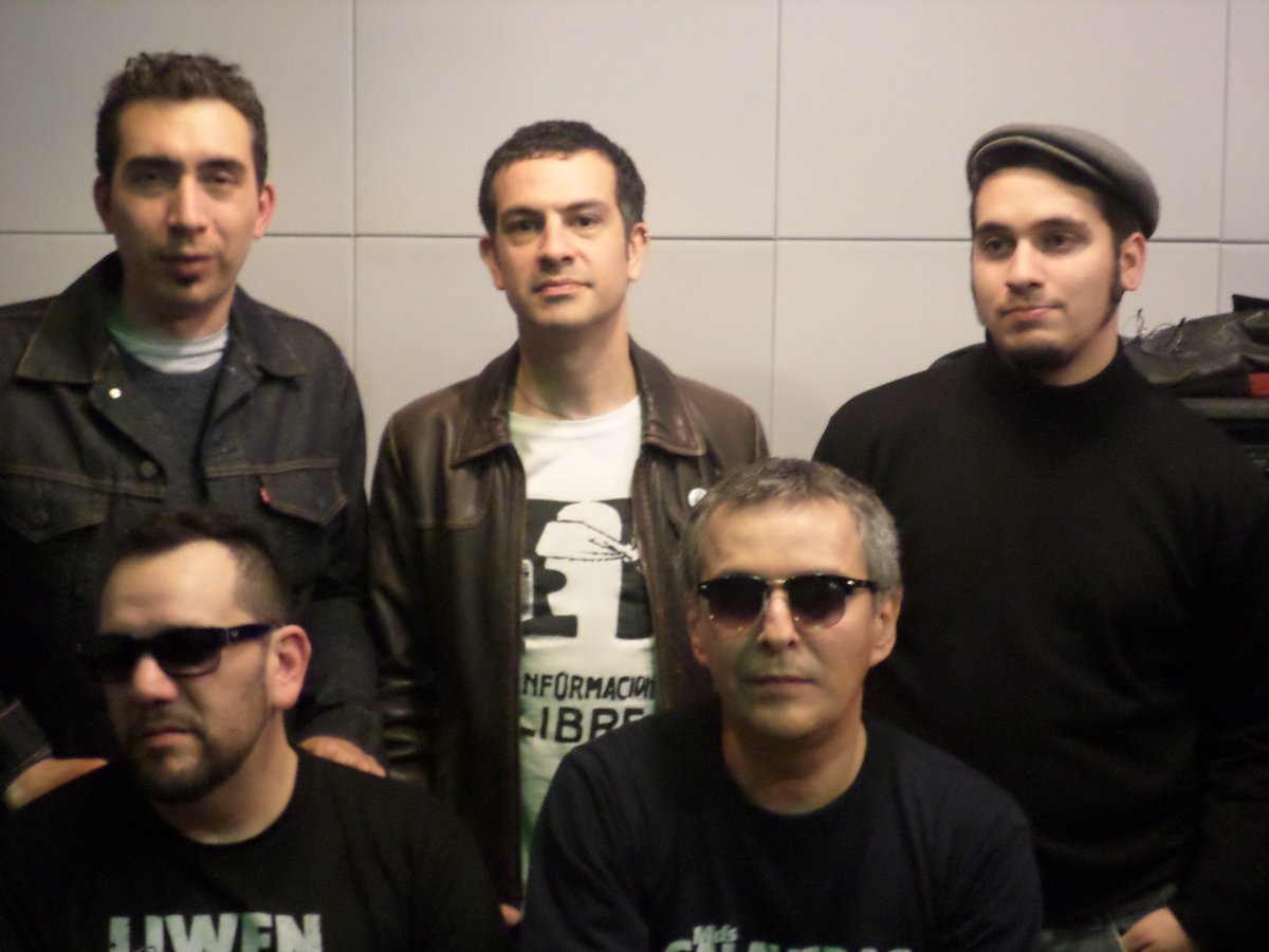 MasCalaveras's tweet photo. Hoy a  las 18 hs. Sintonicen @nadaes_absoluto Fm Imaginaria95.3  Vamos  adelantar este 2016 https://t.co/Fdz3nlFprf https://t.co/KPvbqVpOJE