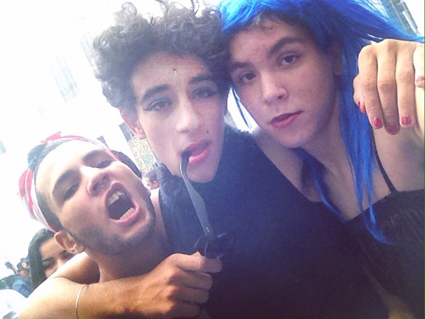 NaoFuiEuh's tweet image. Dia do troca #Carlosdecampos