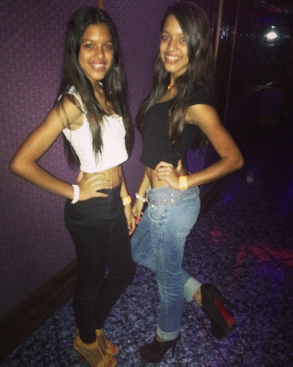 MBgemelitix's tweet photo. gemelitix por esas #locuras #somos #únicas <3 <3 https://t.co/T0Emq4CyU7