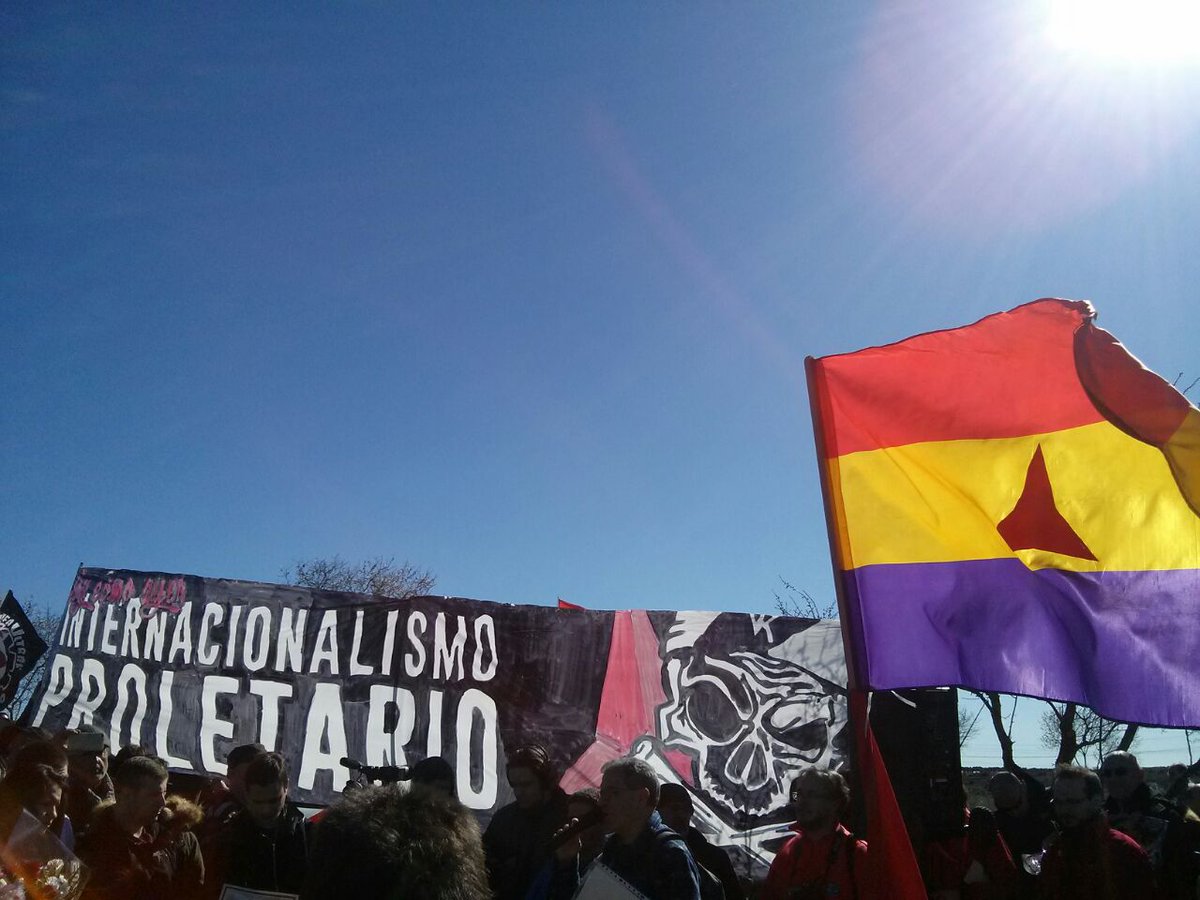 bukaneros92's tweet photo. Memoria, dignidad y lucha. ¡Vivan las Brigadas Internacionales! https://t.co/QbGERM6ggf